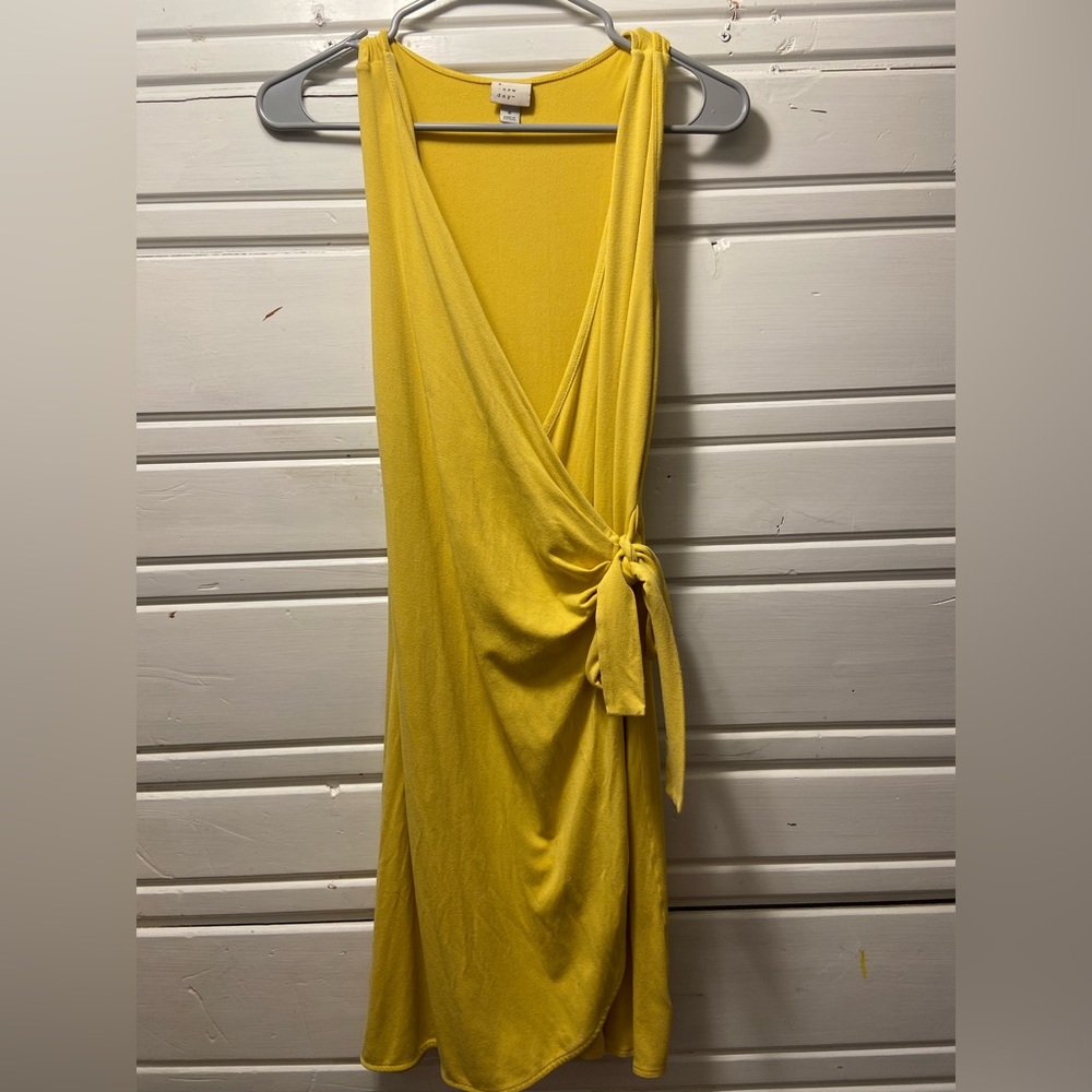 Yellow short summer dress